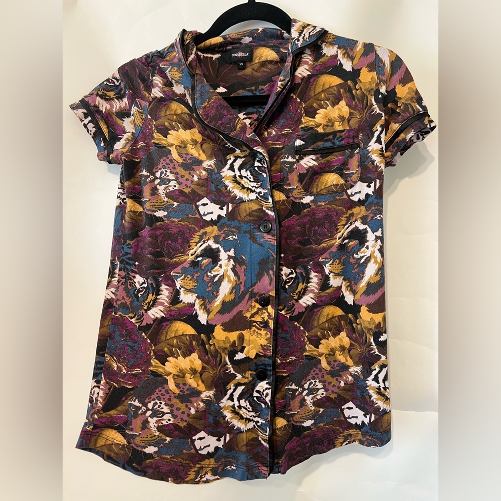 Cosabella tiger print button pajama top. Size xs.